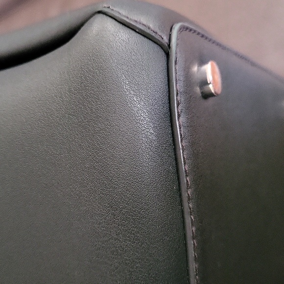 Kaai Pyramid Tote Bag - Picture 8 of 16